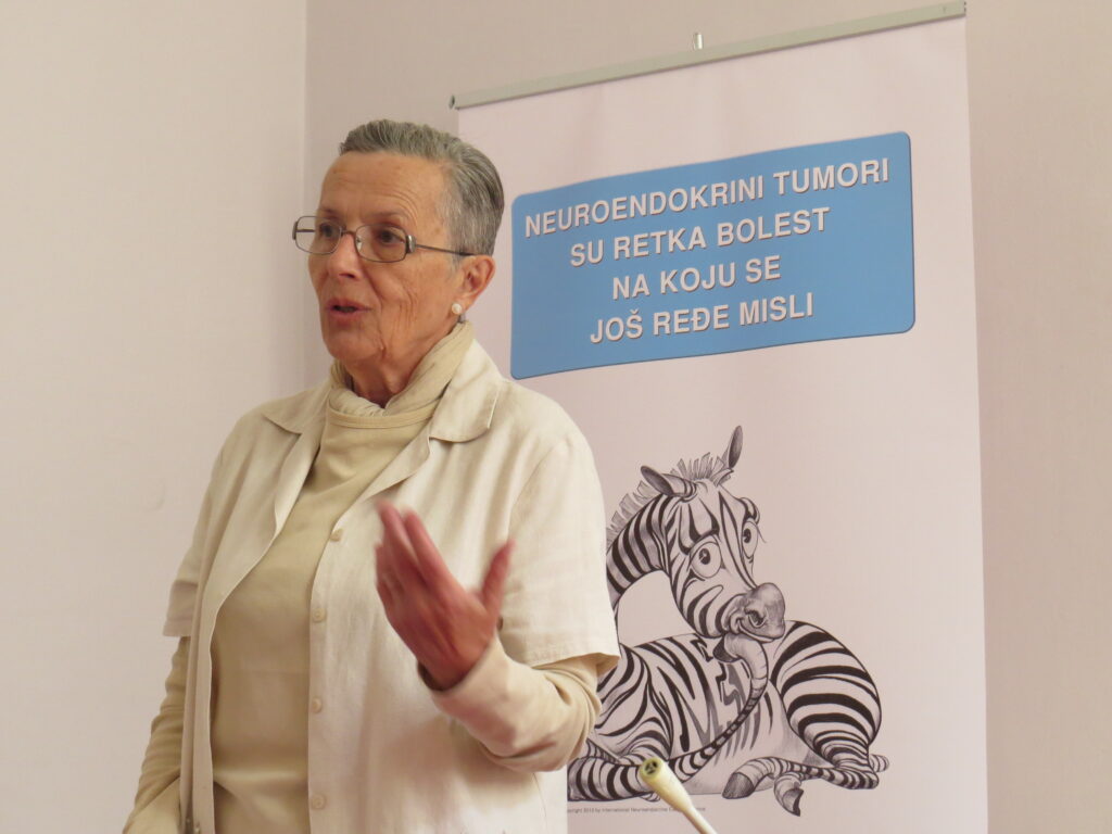 Gordana ne odustaje, drzi predavanja o Patchwork tehnici pripadnicima treceg doba